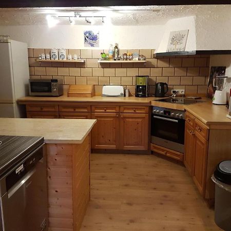 Apartment With Garden In A Wooded Setting Auw bei Prum エクステリア 写真