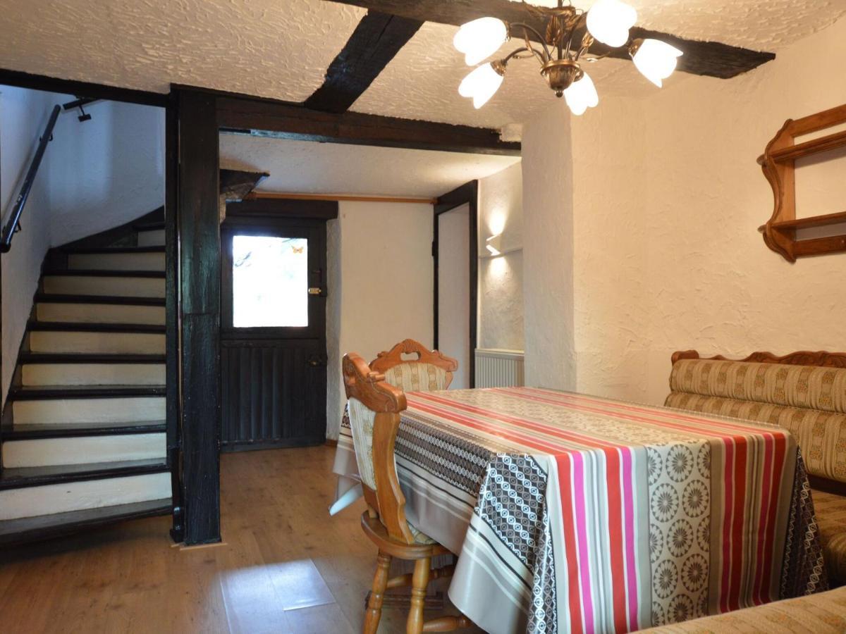 Apartment With Garden In A Wooded Setting Auw bei Prum エクステリア 写真