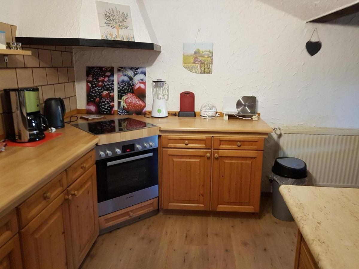 Apartment With Garden In A Wooded Setting Auw bei Prum エクステリア 写真